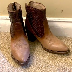 Freebird Clementine Bootie